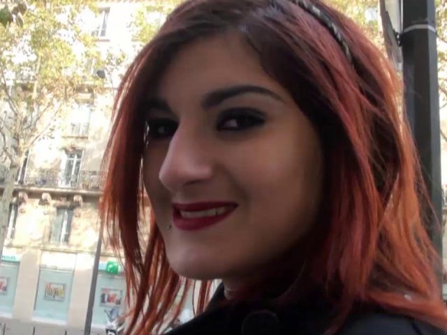 Lilith, bonne rousse se fait démonter par un parfait inconnu!